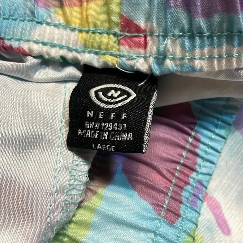 Neff men’s multicolor boardshorts. Size L.